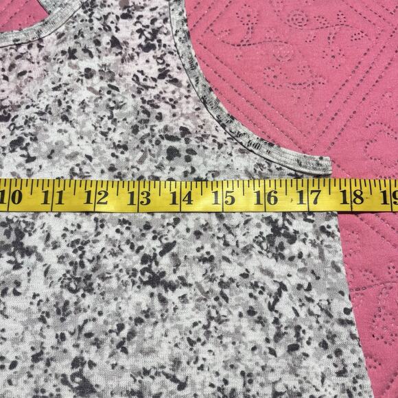 Athleta‎ Women's Breezy Printed Pullover Cutout Tank Top Size M - Picture 6 of 7